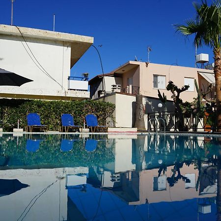 Romantza Apartments Agia Marina Eksteriør bilde