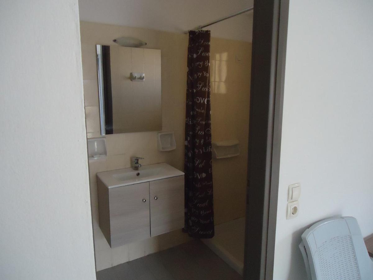 Romantza Apartments Agia Marina Eksteriør bilde